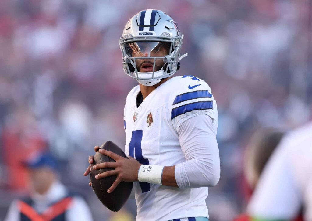 Brandon Marshall Believes Dak Prescott Should Join NFC East Team