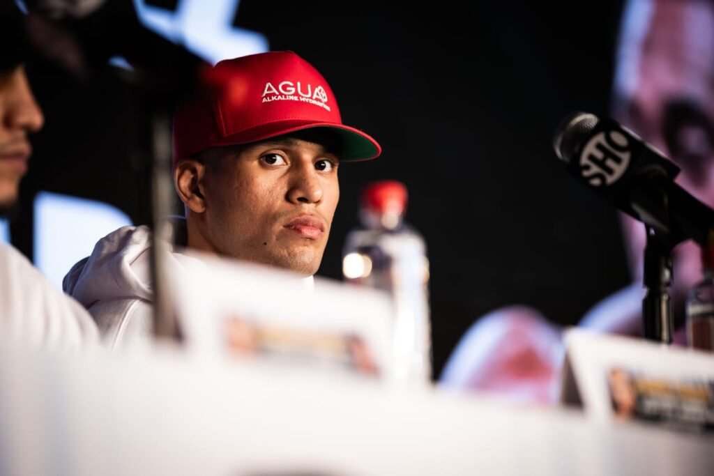 Canelo’s Concerns: Benavidez’s Extreme Weight Gain Under Scrutiny