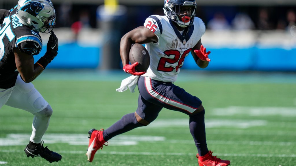 Giants’ Devin Singletary shrugs off Saquon Barkley comparisons