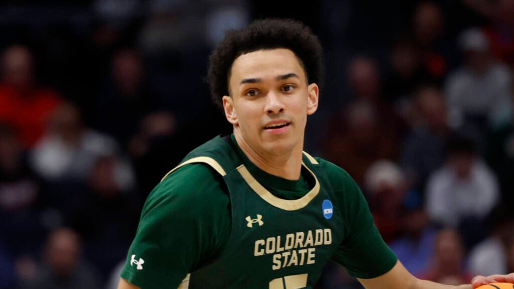 Colorado State uses stifling defense to beat Virginia in First Four
