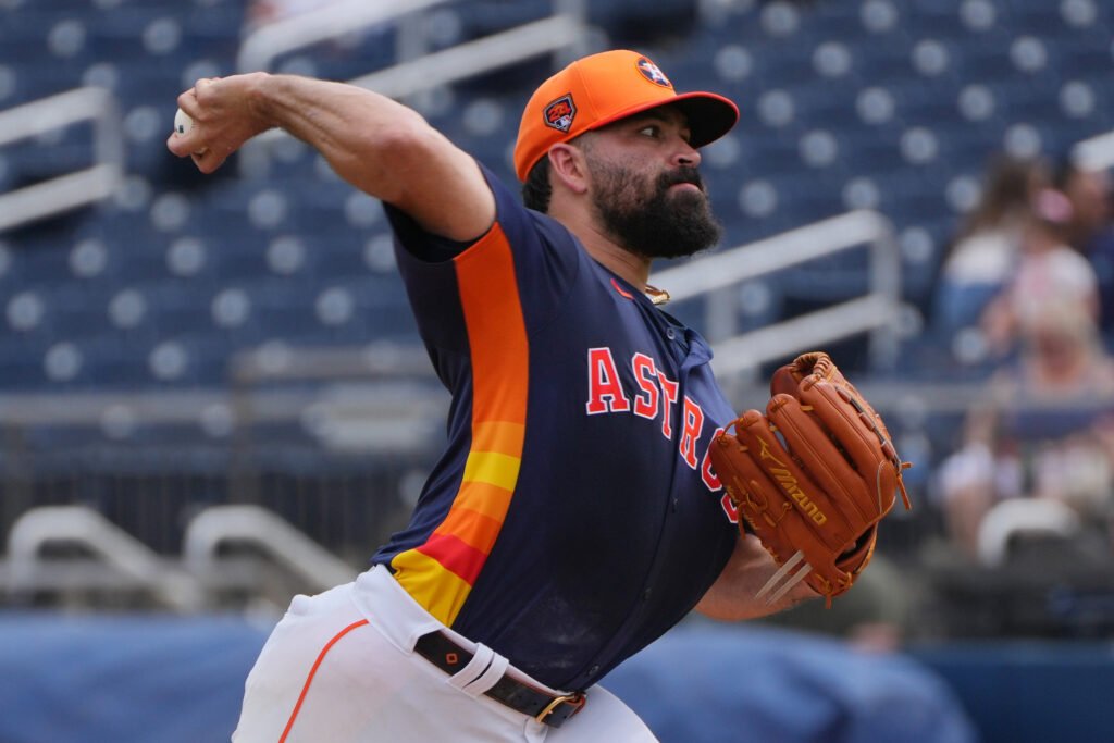 Jose Urquidy Has Elbow Pain; Astros Seek Starting Pitching