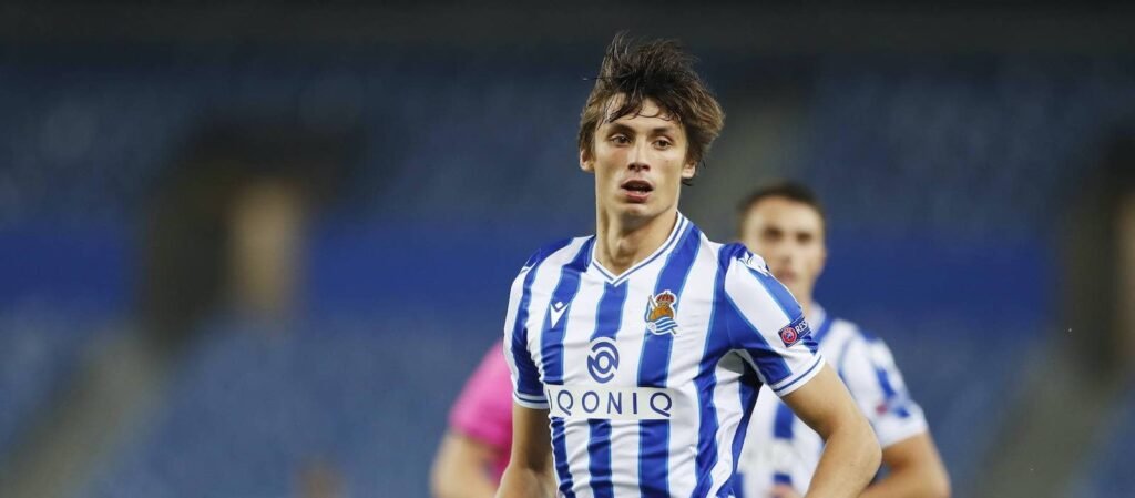 Manchester United set to compete with Real Madrid for Robin Le Normand – Man United News And Transfer News