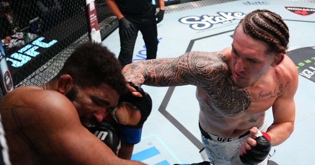 Brendan Allen guts out split decision win over Chris Curtis in five-round war in UFC Vegas 90 main event