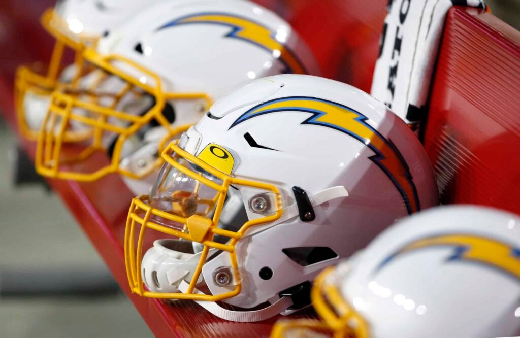 Analyst Implies Chargers Will Make Unpopular Pick At No. 5