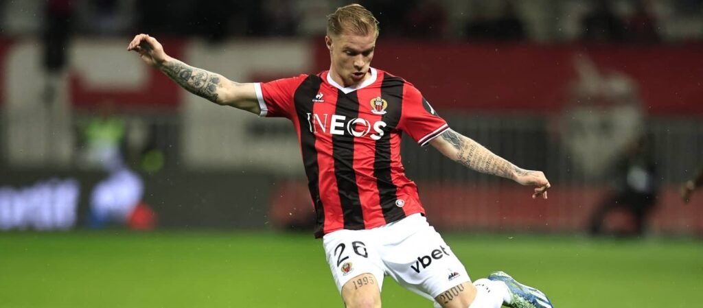 Manchester United planning to acquire Nice left-back Melvin Bard in the summer – Man United News And Transfer News