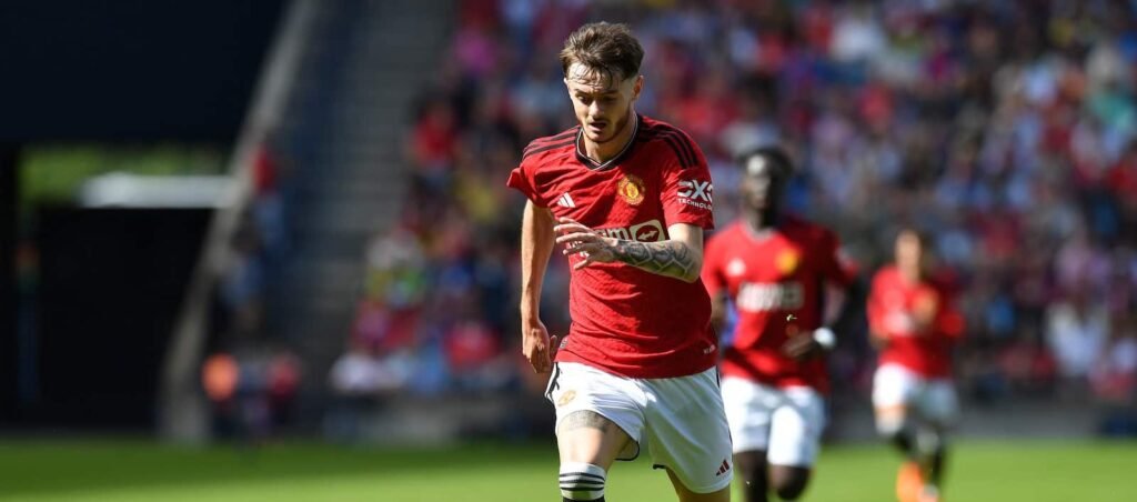 Joe Hugill provides spark despite further misery for Burton Albion – Man United News And Transfer News