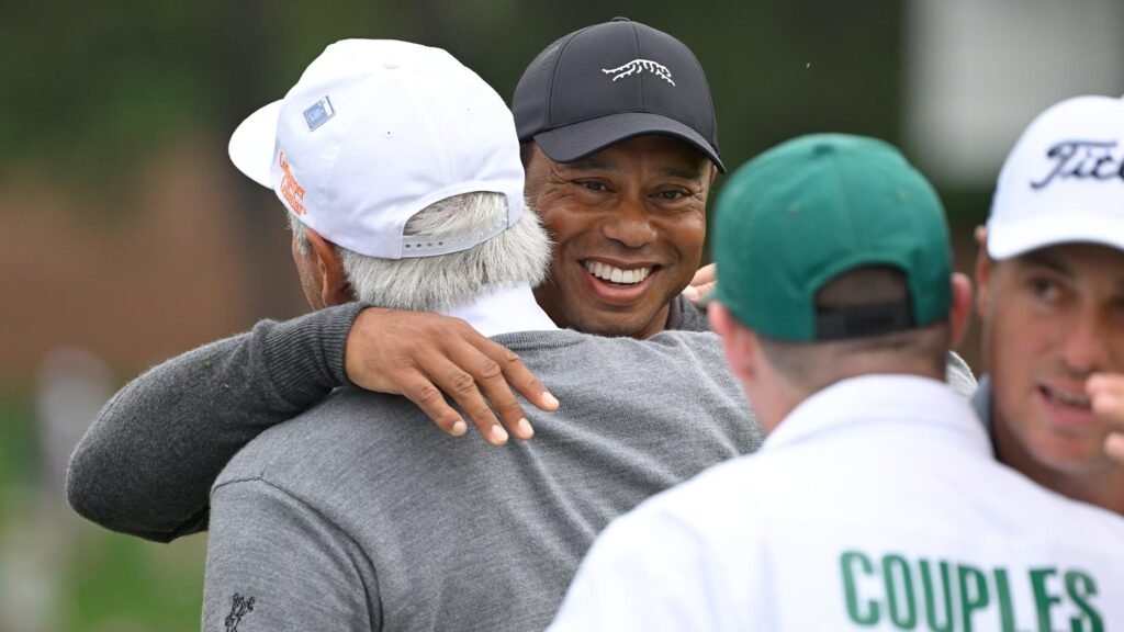 3 compelling scenes from Tiger Woods’ Masters practice round